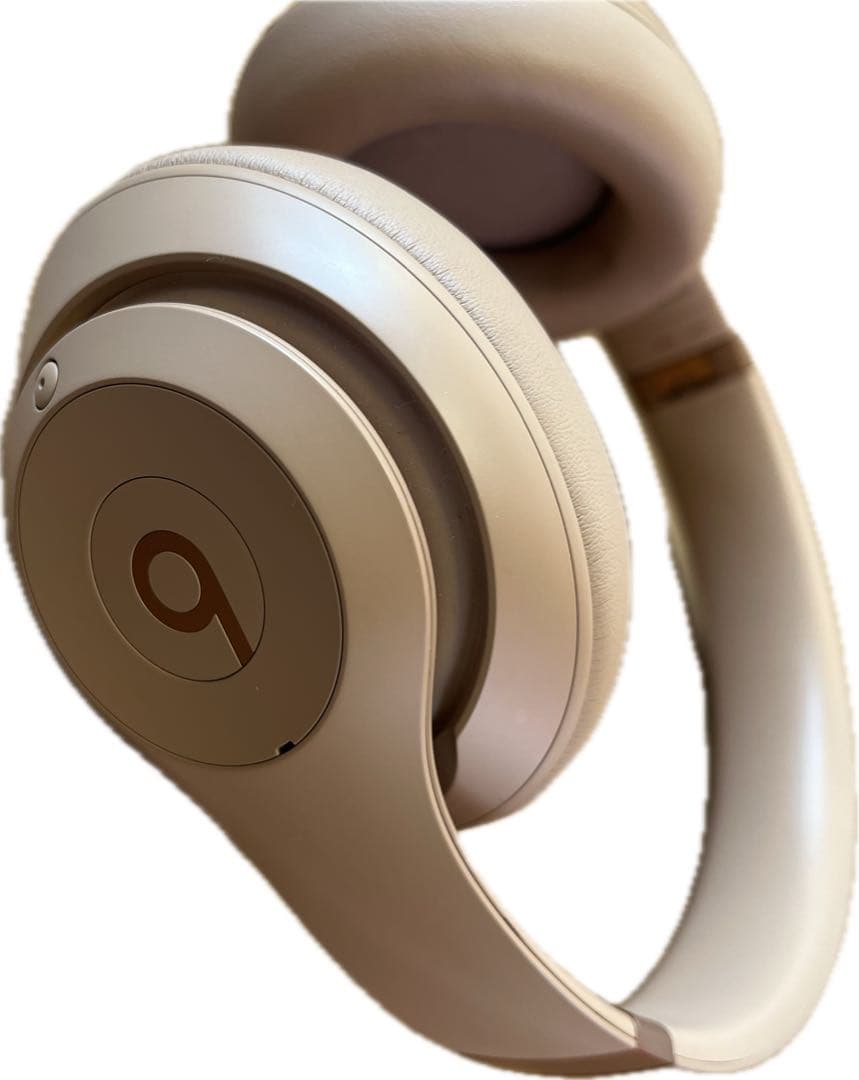 Beats Studio Pro x Kim Kardashian ムーン