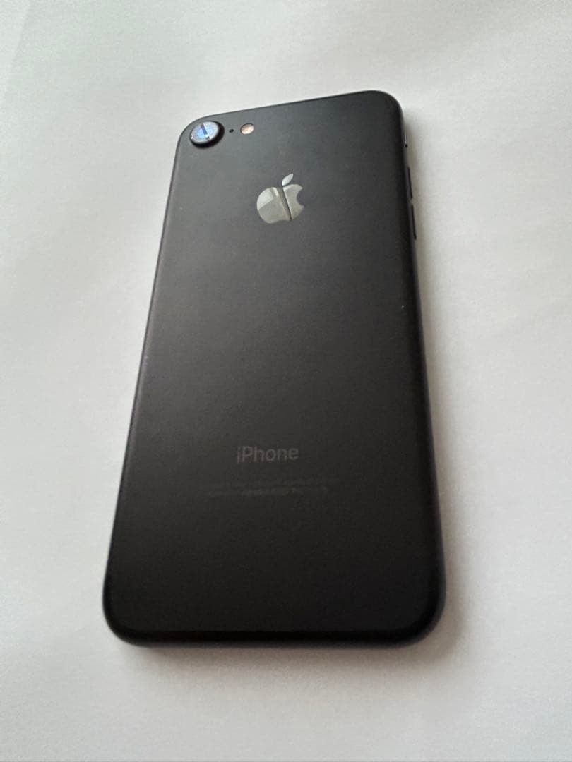 iPhone 7 ブラック 128GB