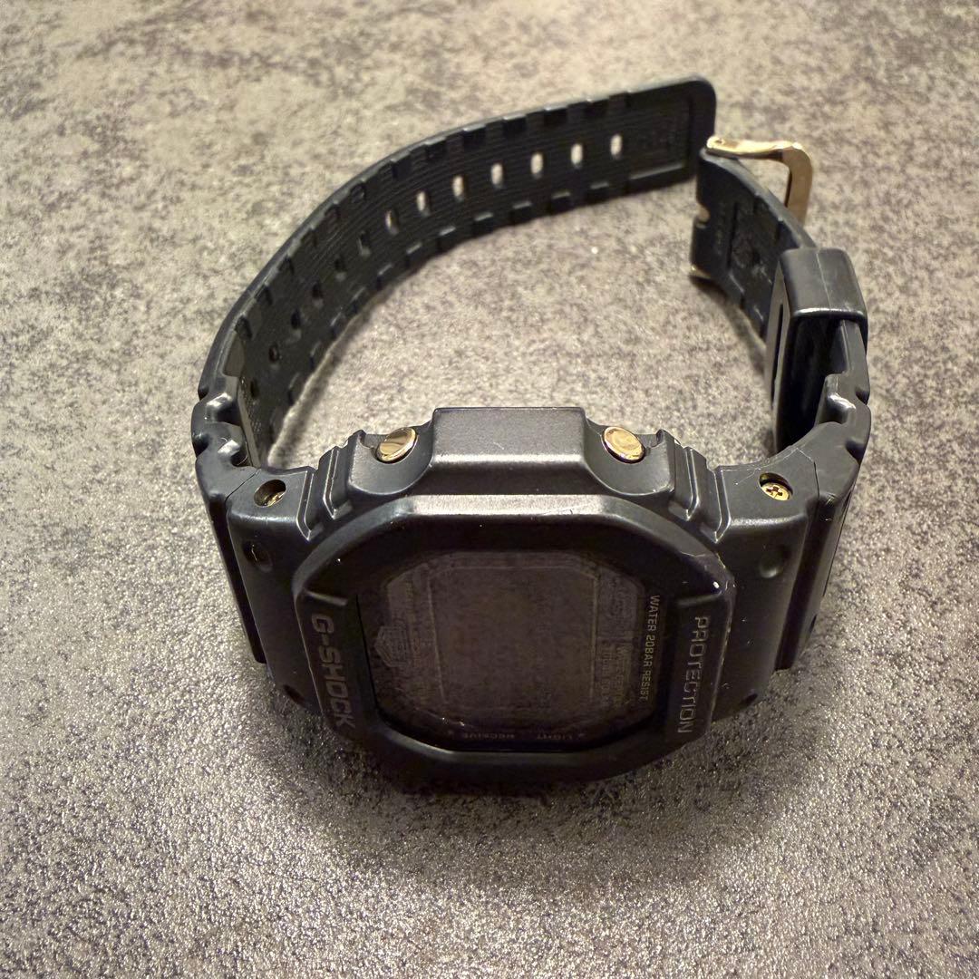 G-SHOCK THE G 5600 ゴールドパーツ仕様／ブラック文字盤