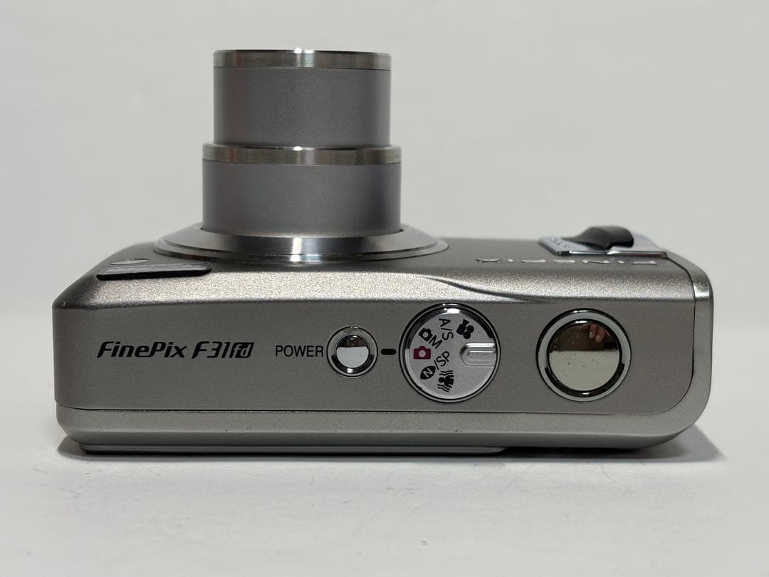 Fujifilm FinePix F30fd コンパクトカメラ コンデジ