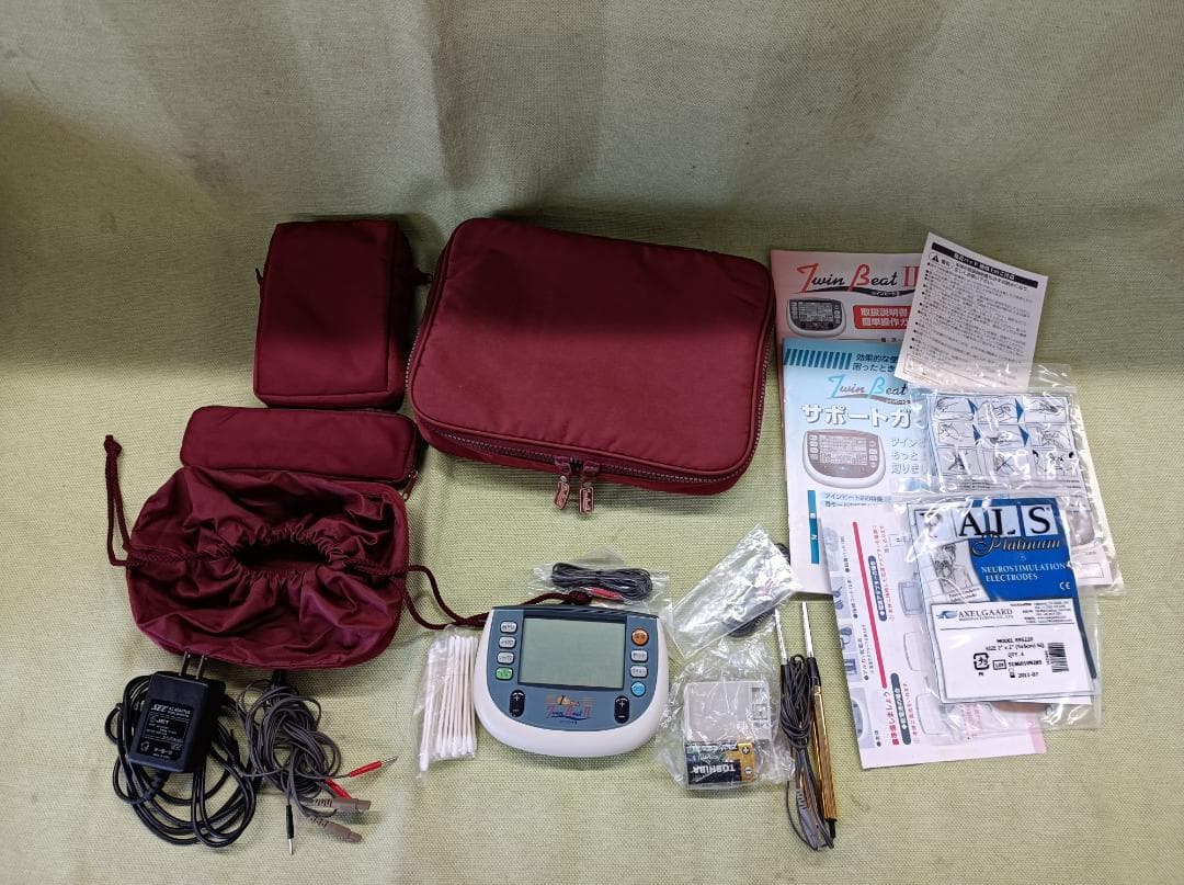 都《YKWUH》伊藤超短波　EMS　ツインビート2　ボディ＆フェイス