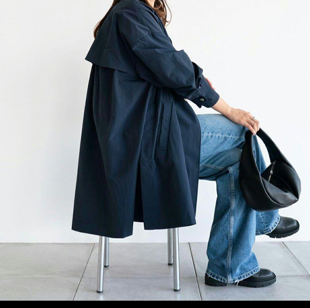 週末値下げ　完売　Aラインナイロンコート harukaさんコラボ　ネイビー　38