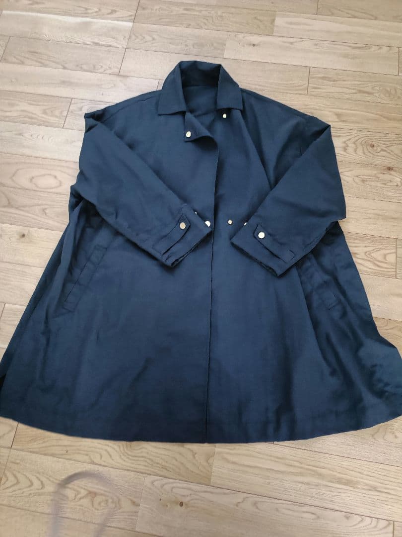 週末値下げ　完売　Aラインナイロンコート harukaさんコラボ　ネイビー　38