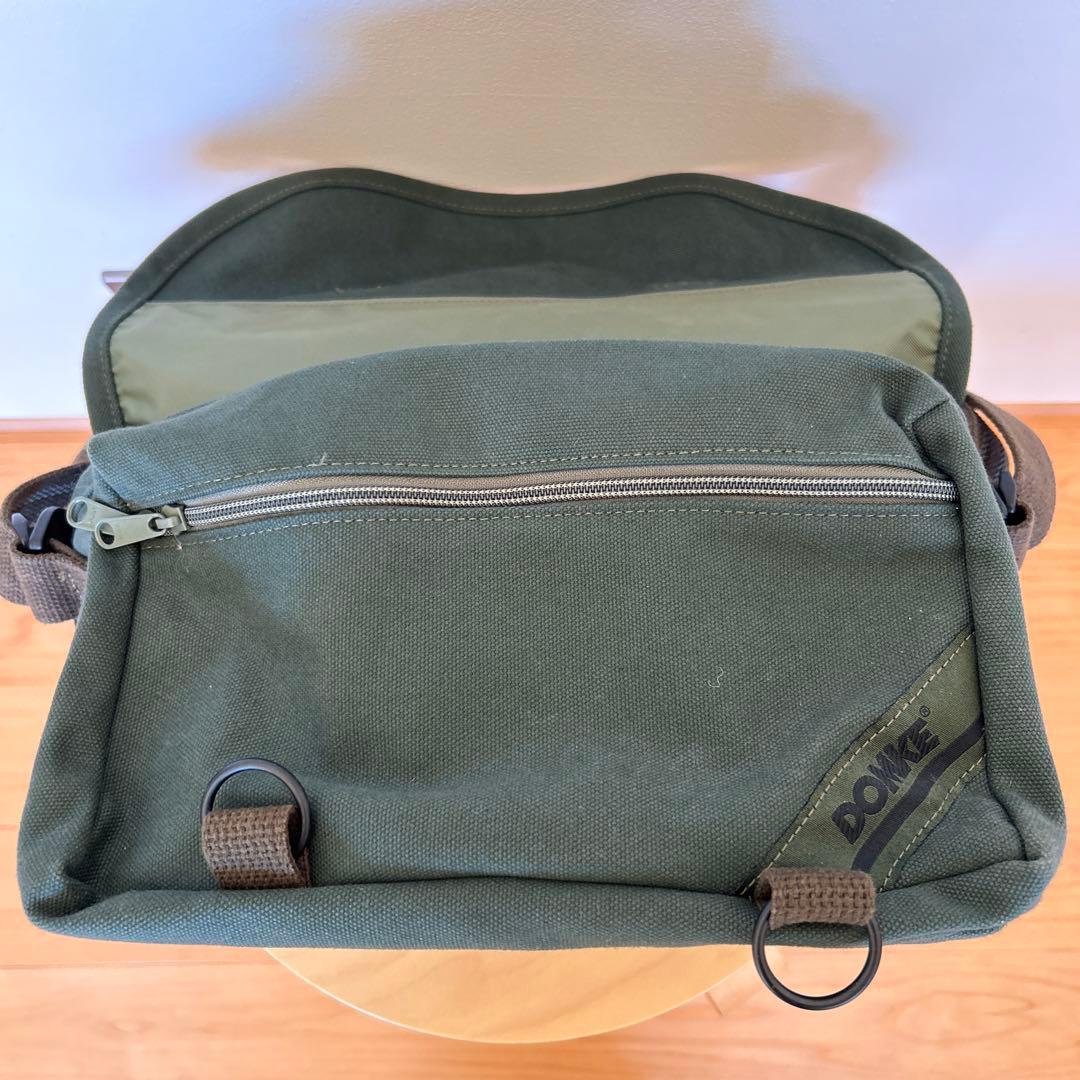 DOINK カメラバッグ オリーブグリーン