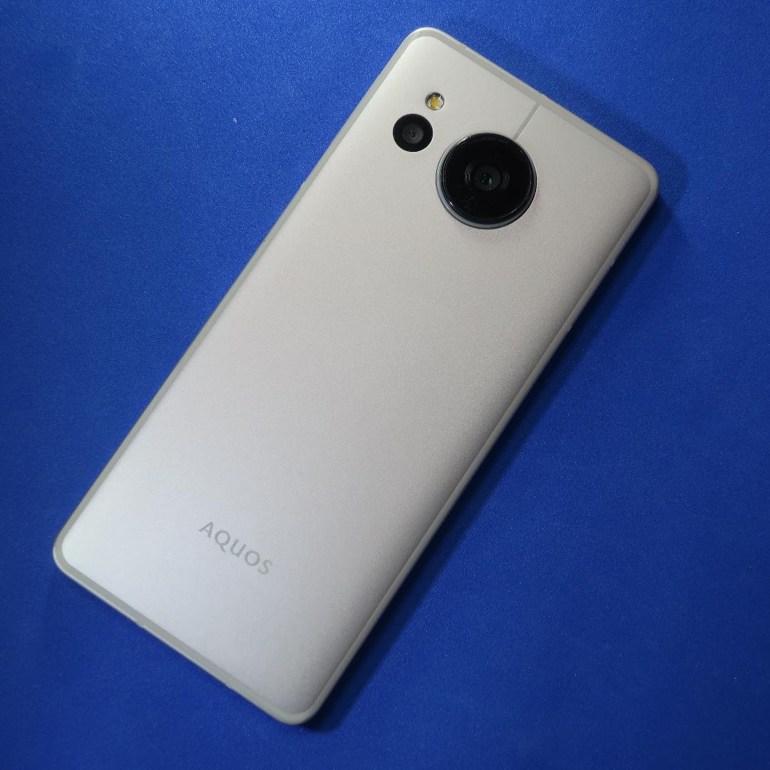 AQUOS sense7 (au SHG10) ライトカッパー