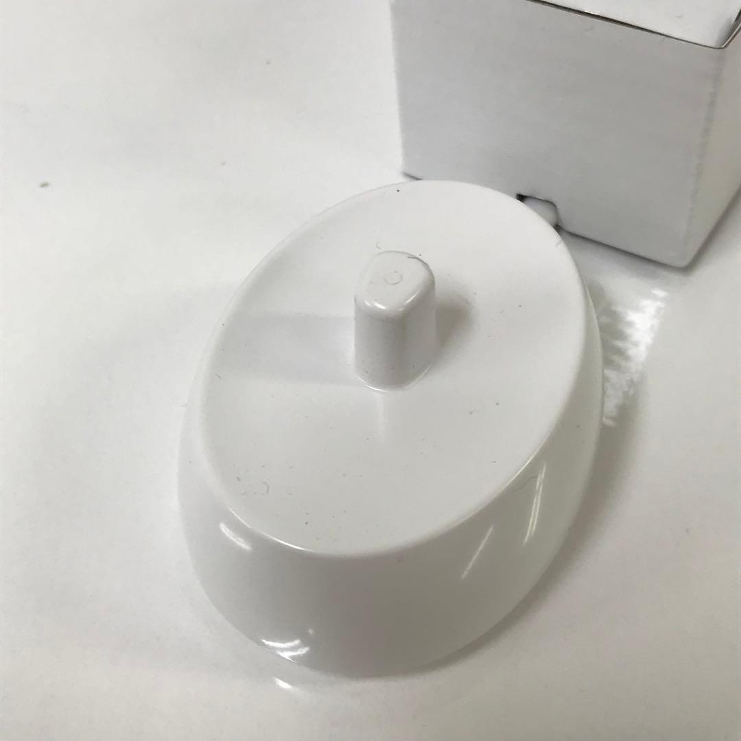 2318-Y オーラルB iO4 クワイトホワイト 4 電動歯ブラシ