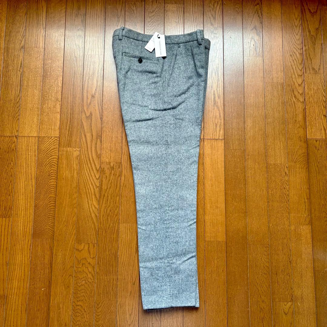 【新品未使用】TOMORROWLAND メンズウールパンツ 48