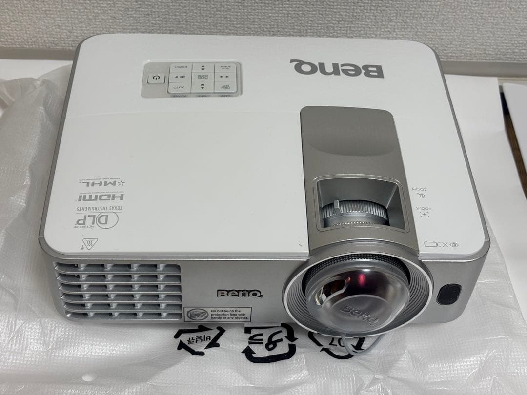 BenQ MW632ST デジタルプロジェクター 本体