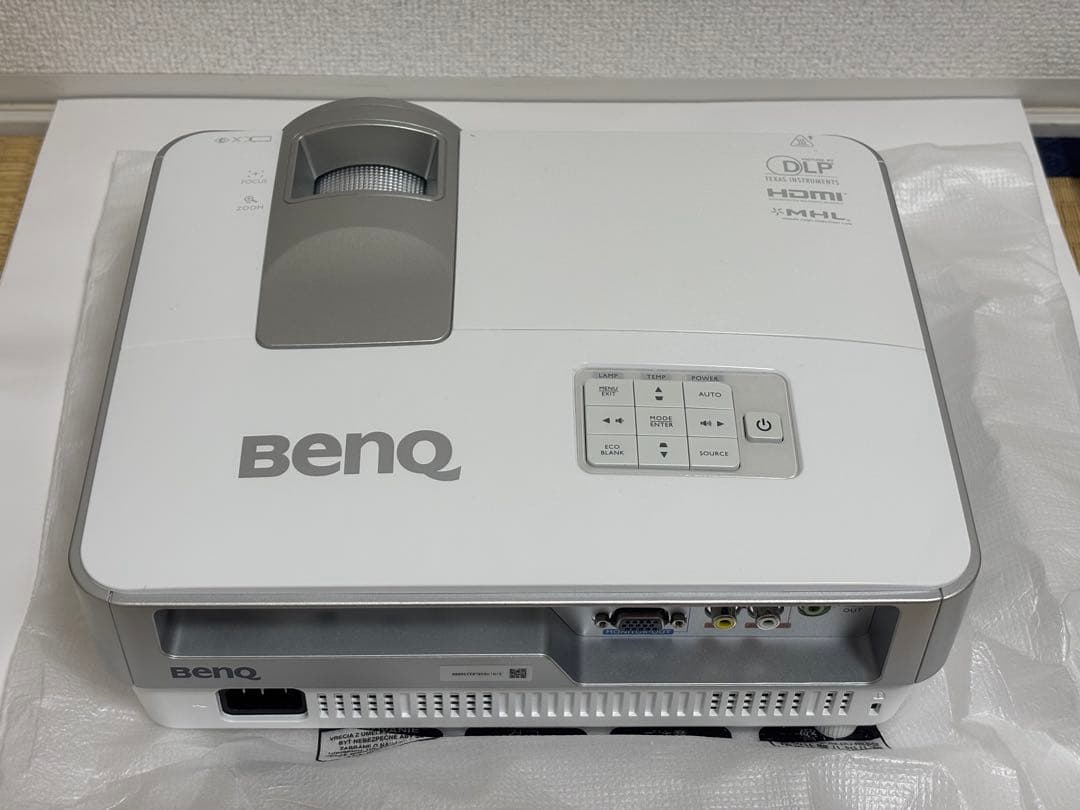 BenQ MW632ST デジタルプロジェクター 本体
