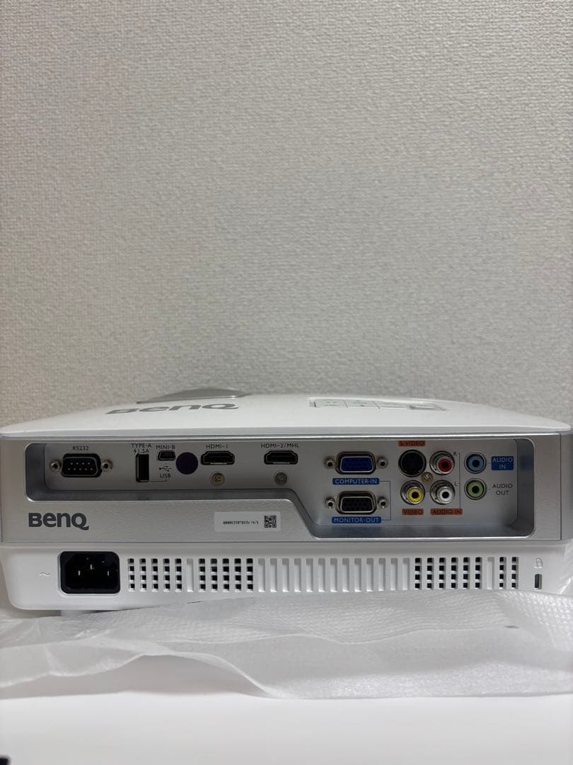 BenQ MW632ST デジタルプロジェクター 本体
