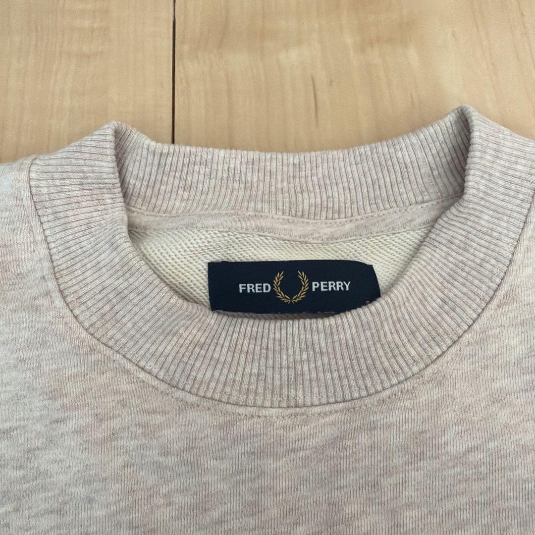 FRED PERRY トレーナー