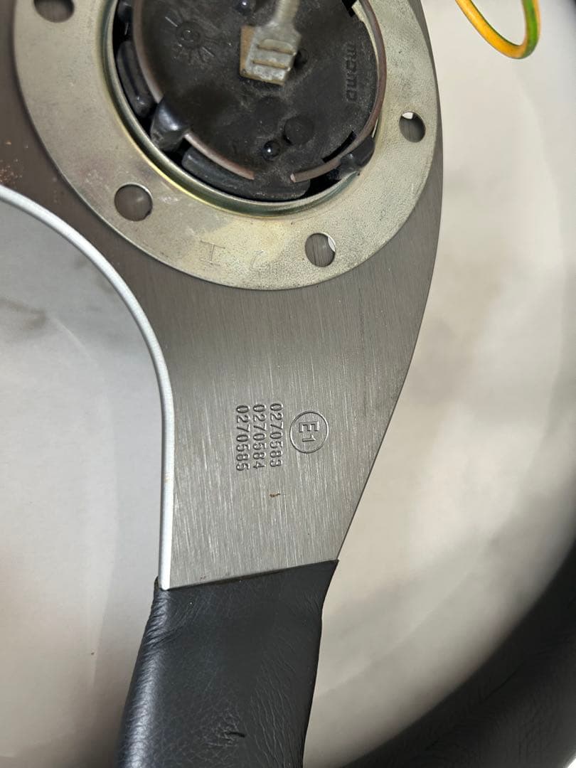 MOMOのステアリング