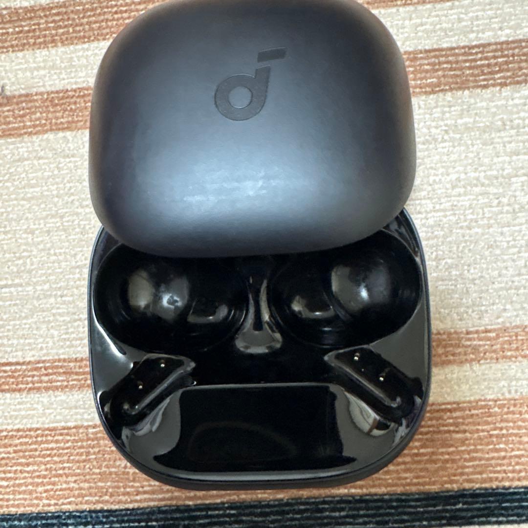 イヤホン ANKERLiberty4pro