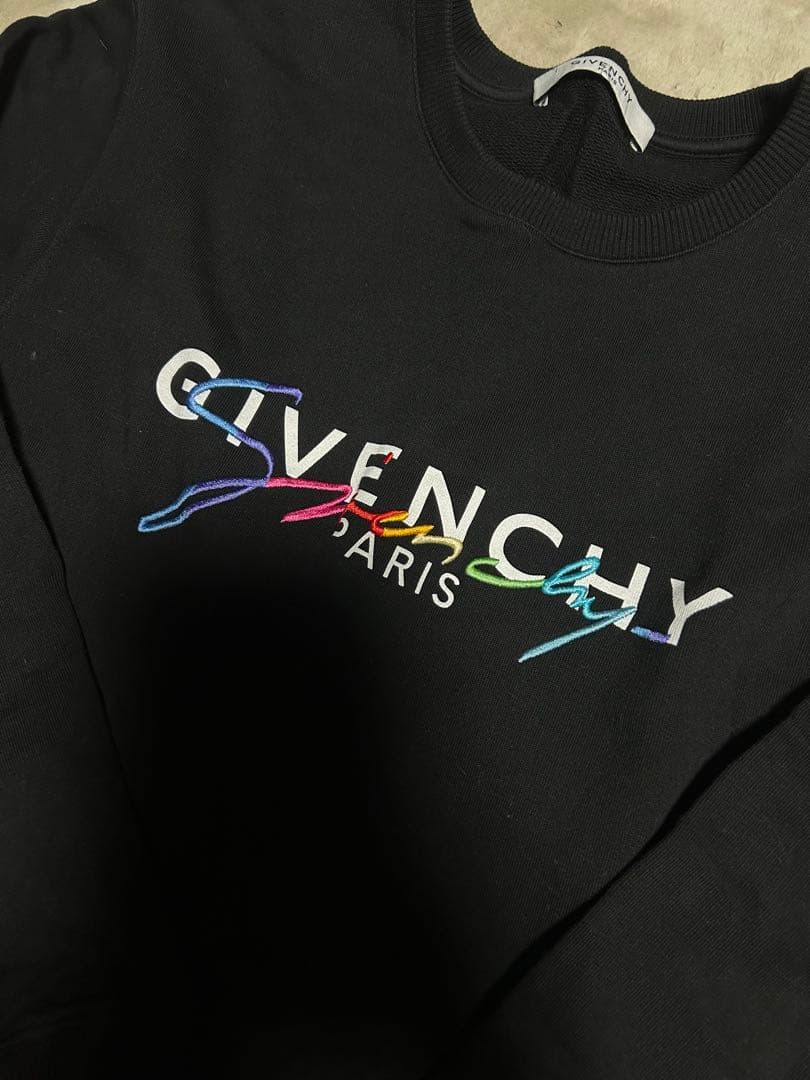 GIVENCHY ブラック トレーナー　ジバンシー