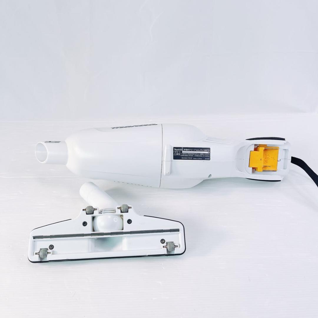 良品 makita CL180FD 充電式クリーナー