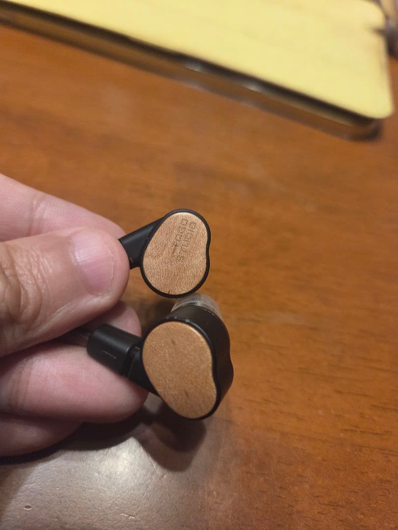 T3-02 タゴスタジオ (Tago Studio) TAGO STUDIO