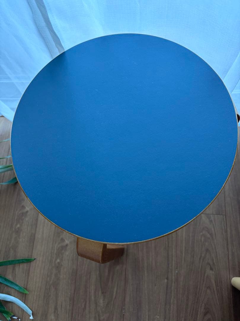 artek スツール60 ハニー スモーキーブルー scope