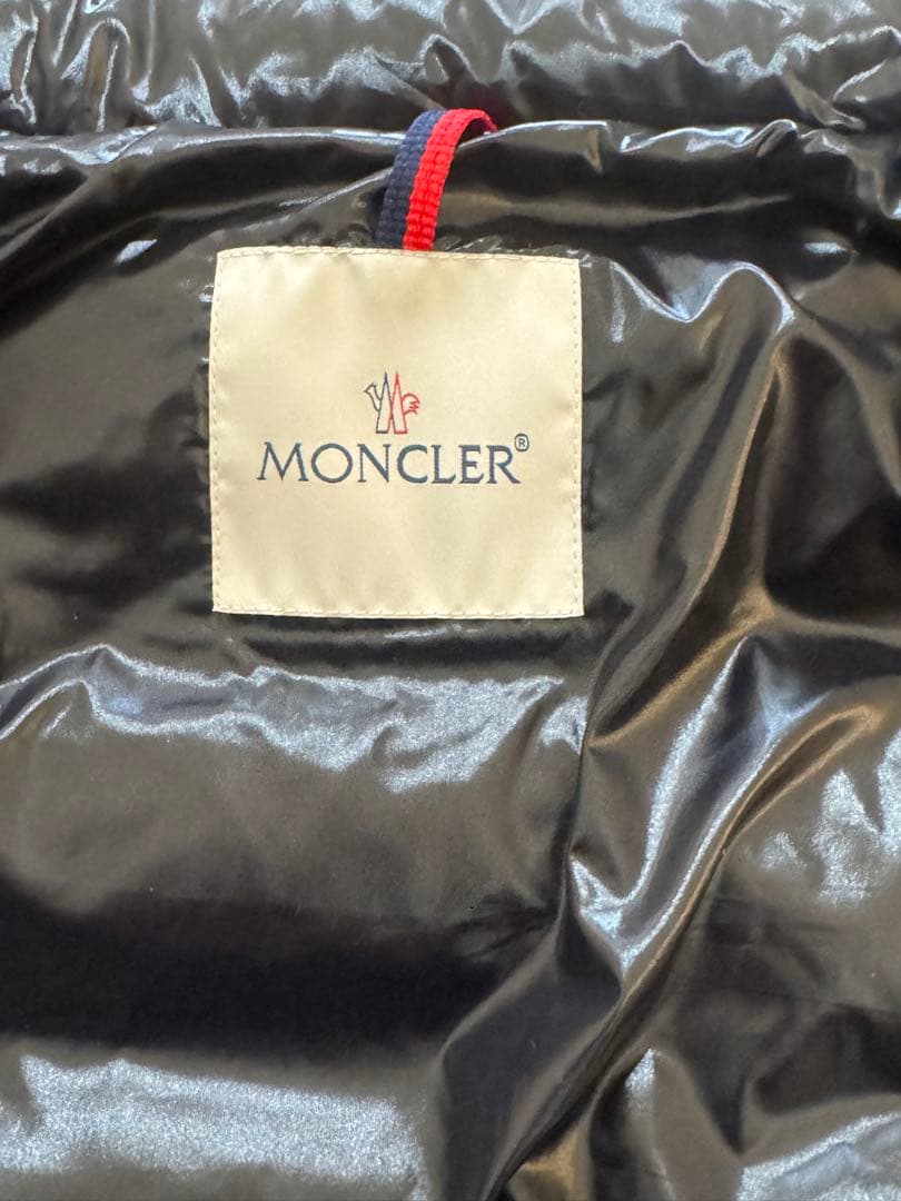 MONCLER ダウンベスト
