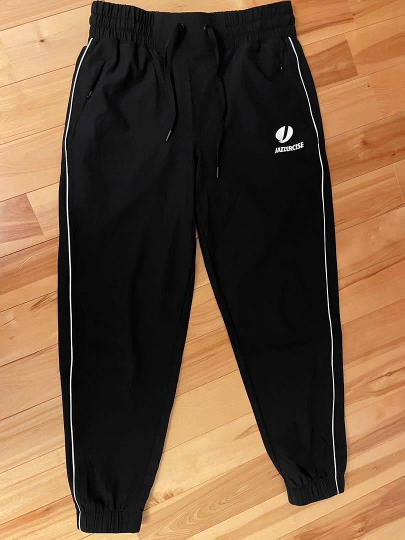 ジャザサイズ　パンツ　ブラック　Mサイズ