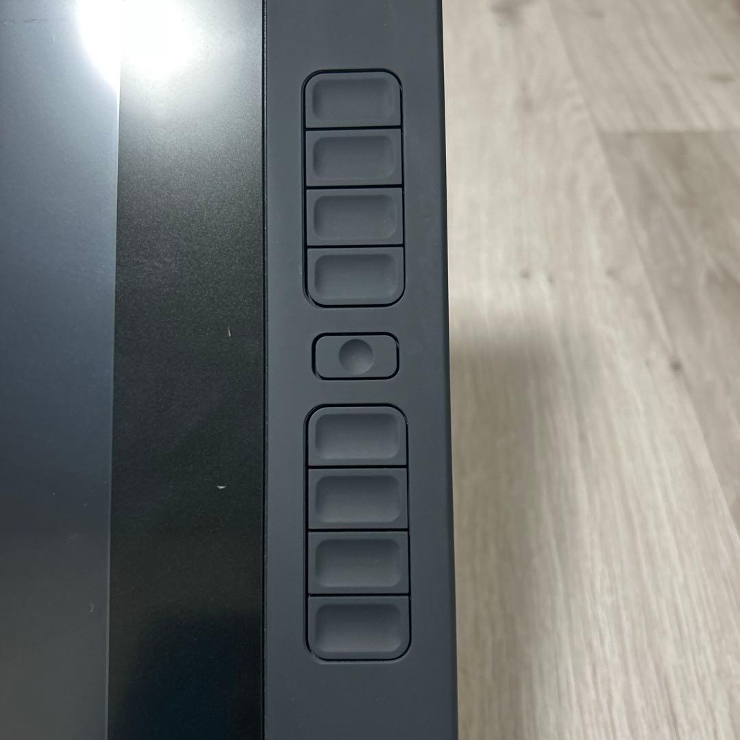 Wacom cintiq22HD DTH-2200 値下げしました