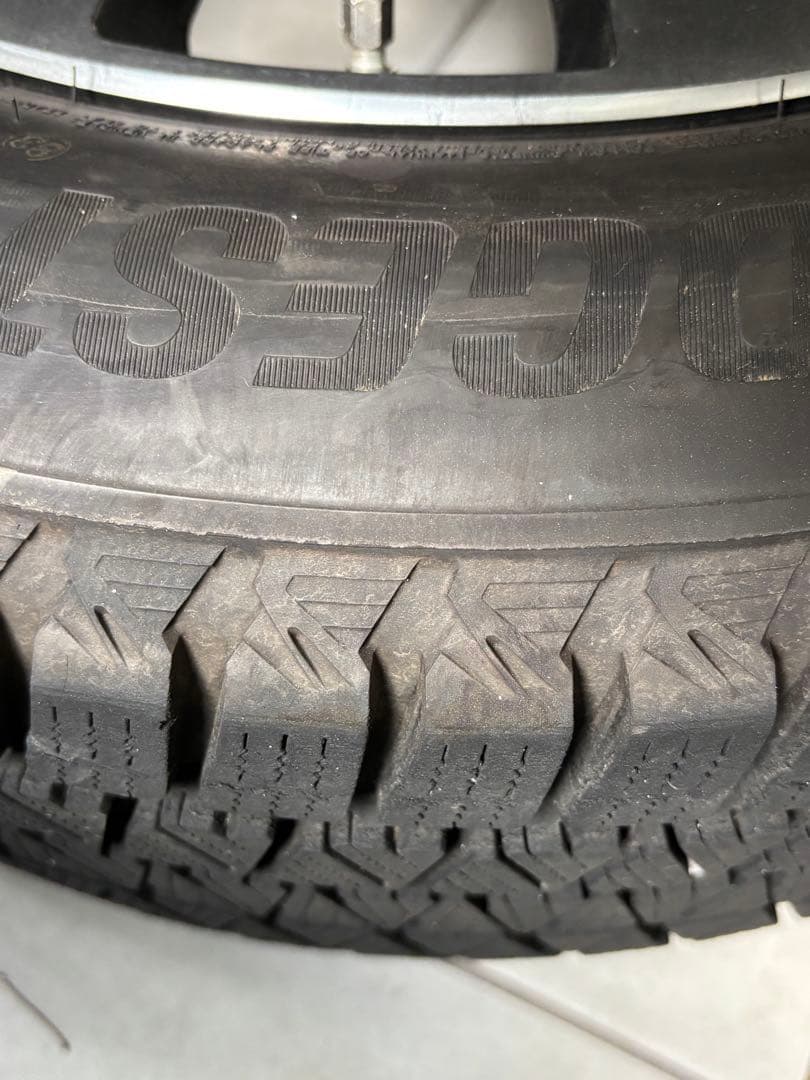 現行レクサスNXスタッドレス18インチタイヤ・ホイール4本 セット