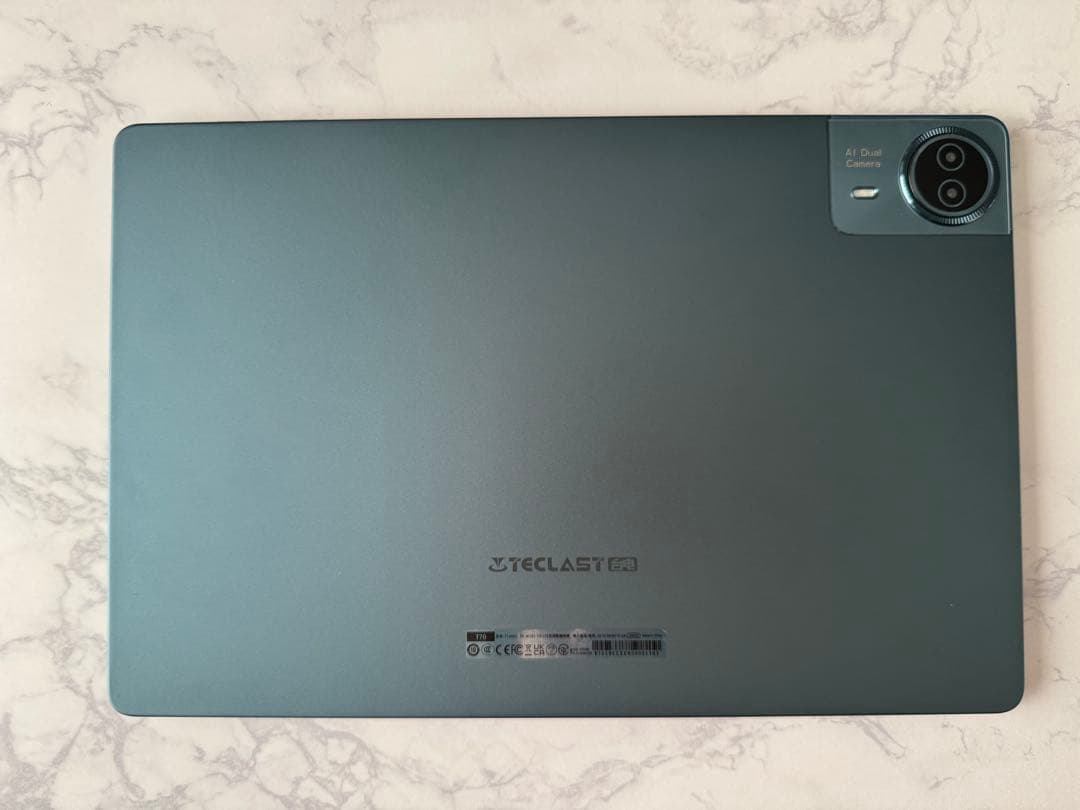 Teclast T70 Androidタブレット 本体 ケース付き