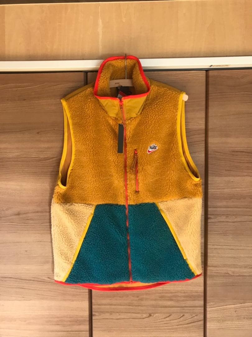 【新品未使用品】NIKEベスト