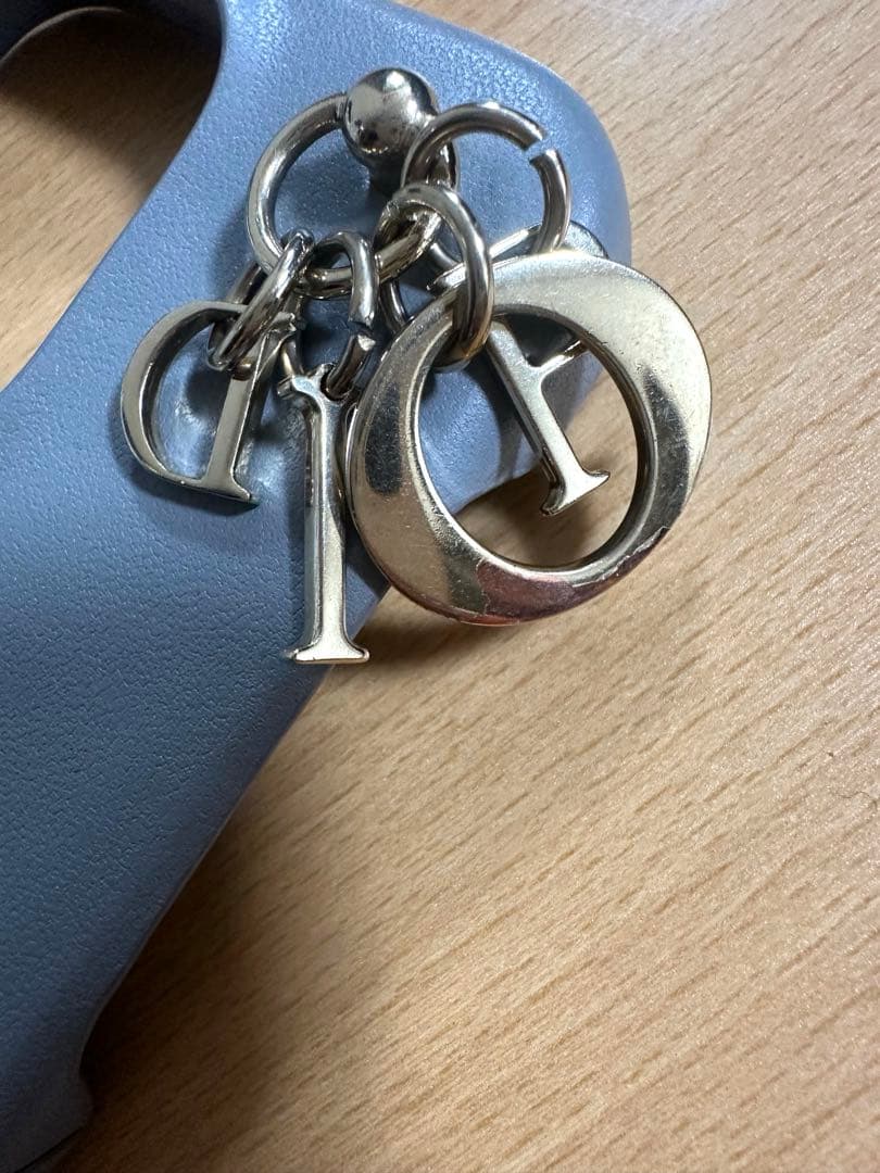 Christian DiorキルティングレザーケースiPhone14proグレー