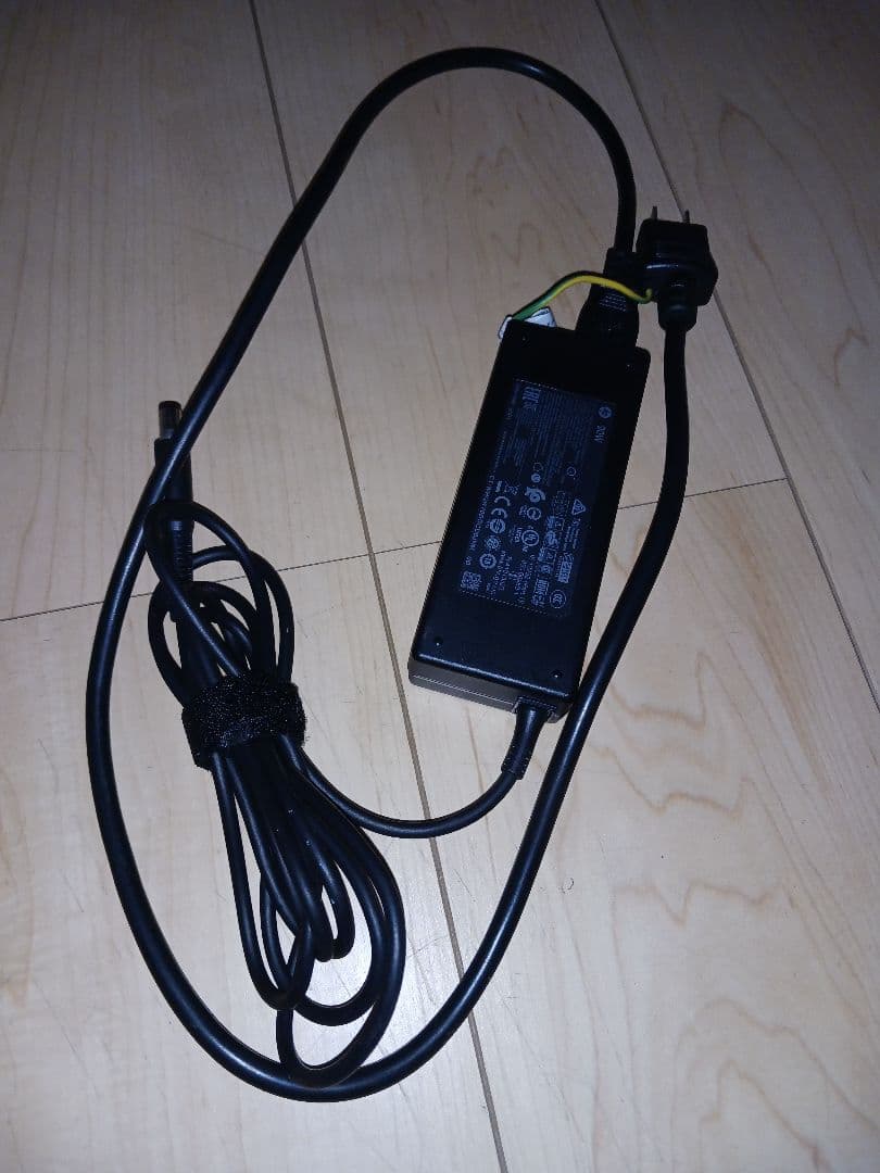 HP オールインワンデスクトップPC 　一体型　大画面 ホワイト 21.5インチ