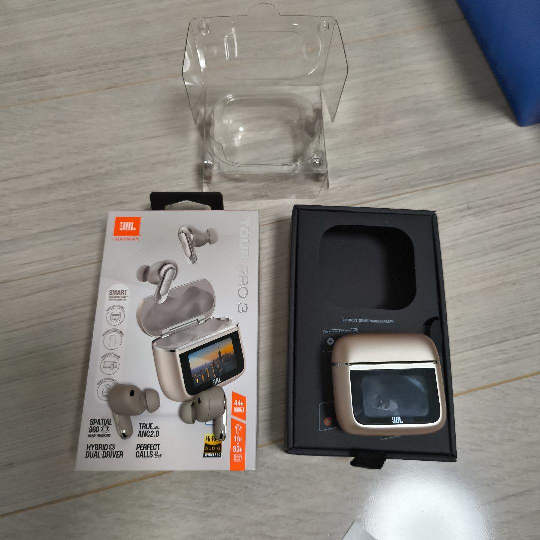 【美品】JBL TOUR PRO 3 ラテ