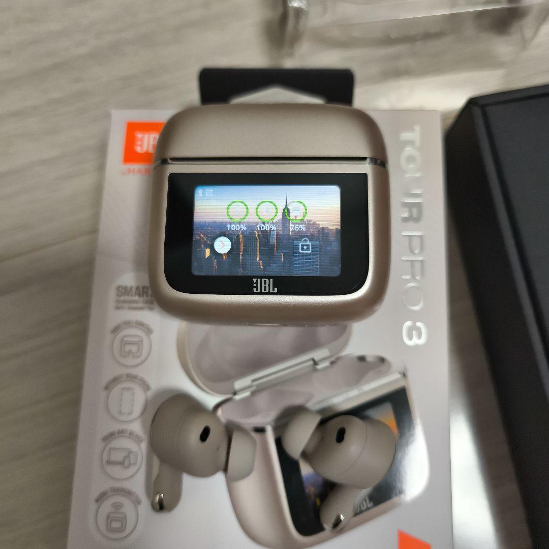 【美品】JBL TOUR PRO 3 ラテ