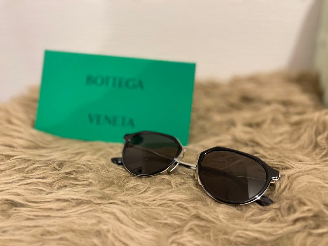 N*I様 Bottega Veneta サングラス
