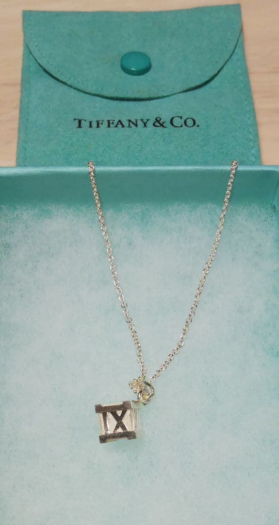 TIFFANY & Co. ティファニー アトラス キューブ ネックレス
