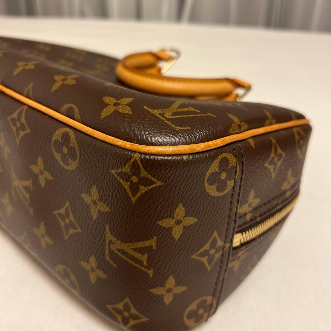 ルイヴィトン　トゥルーヴィル