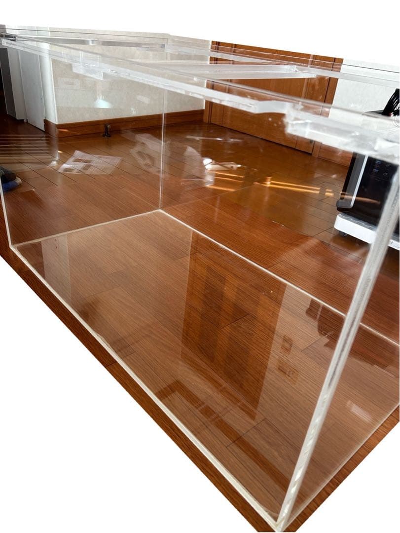 『梱包・発送たのメル便のみ』 アクリル水槽　送料込み