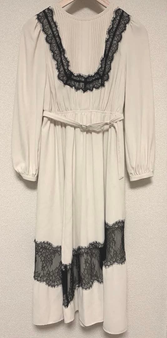 ワンピース herlipto RosalineLace Trimmed Dress