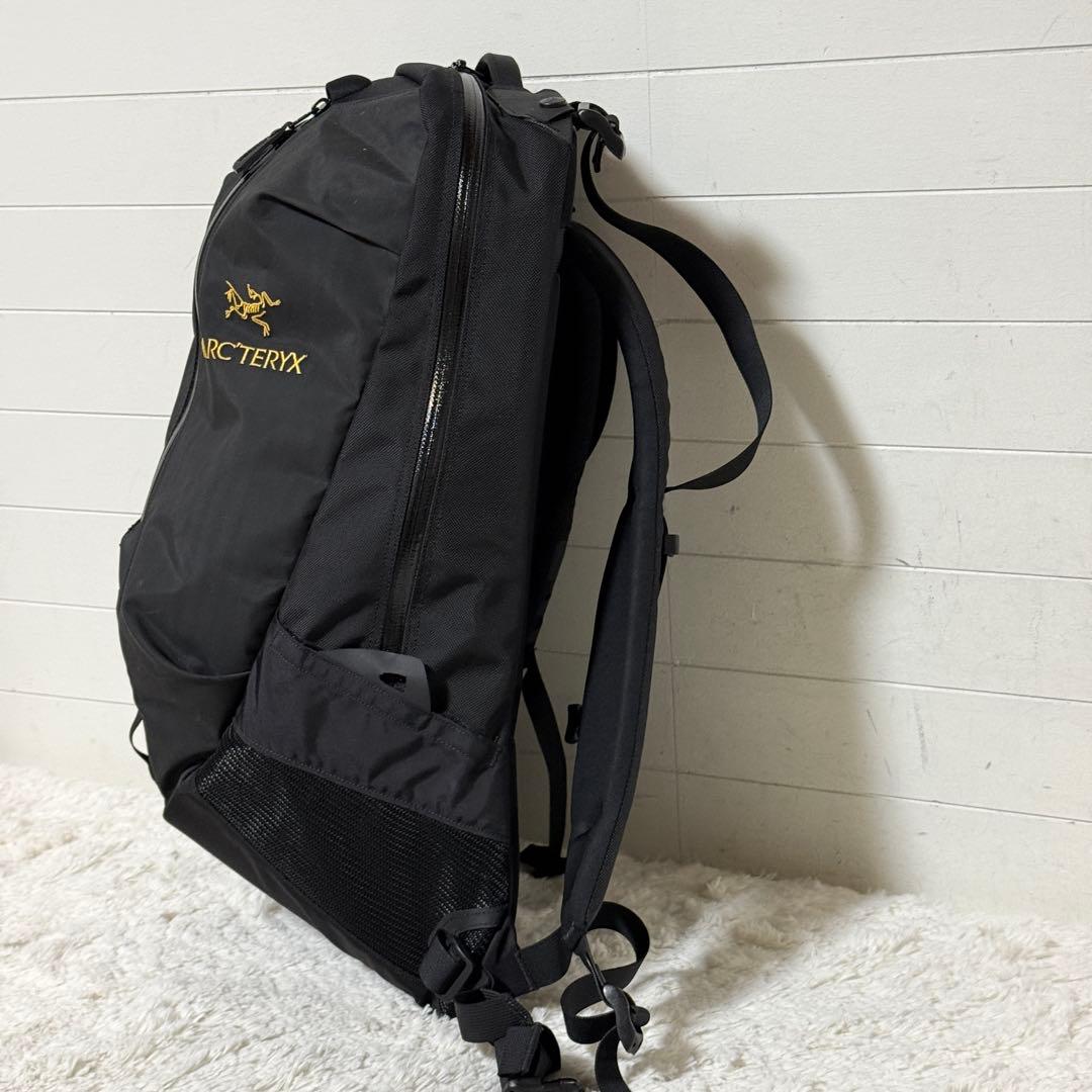 極美品✨ARC'TERYX アークテリクス　アロー22 バックパック　ブラック