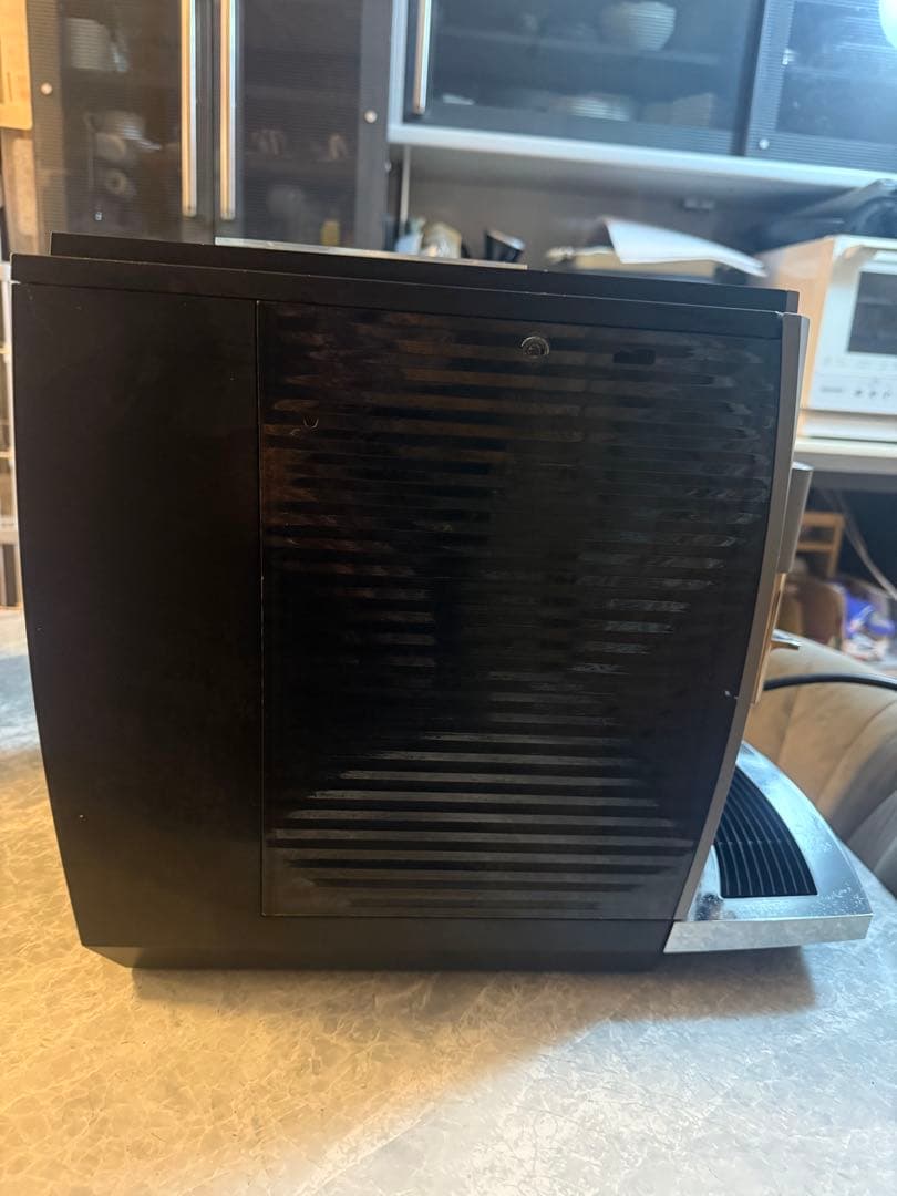 [値下げ]Jura E8 自動エスプレッソマシン シルバー