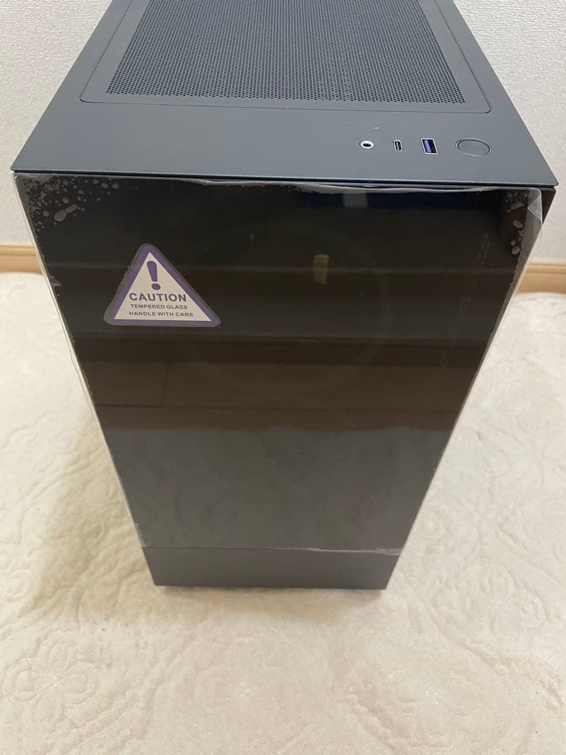 ブラックPCケース 透明サイドパネル付き