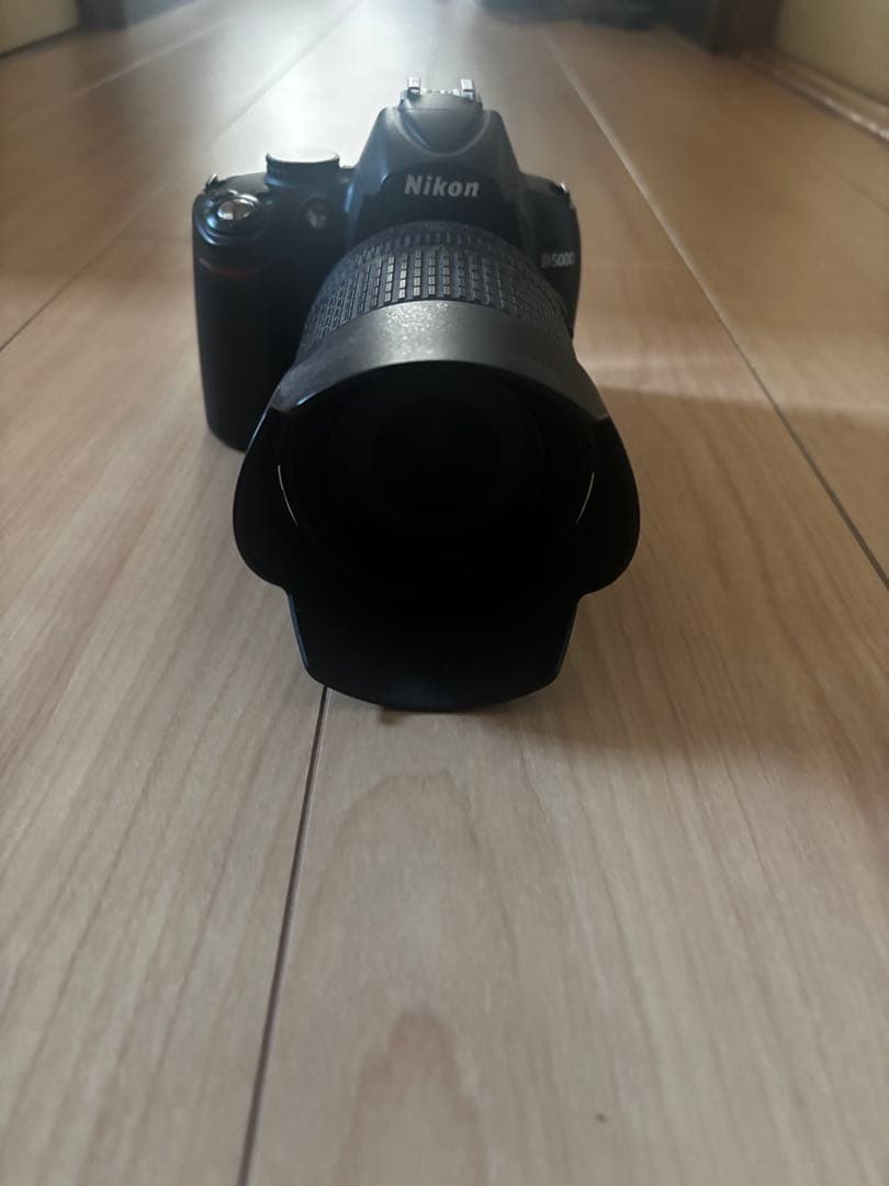 Nikon デジタル一眼レフカメラ ズームレンズ付き