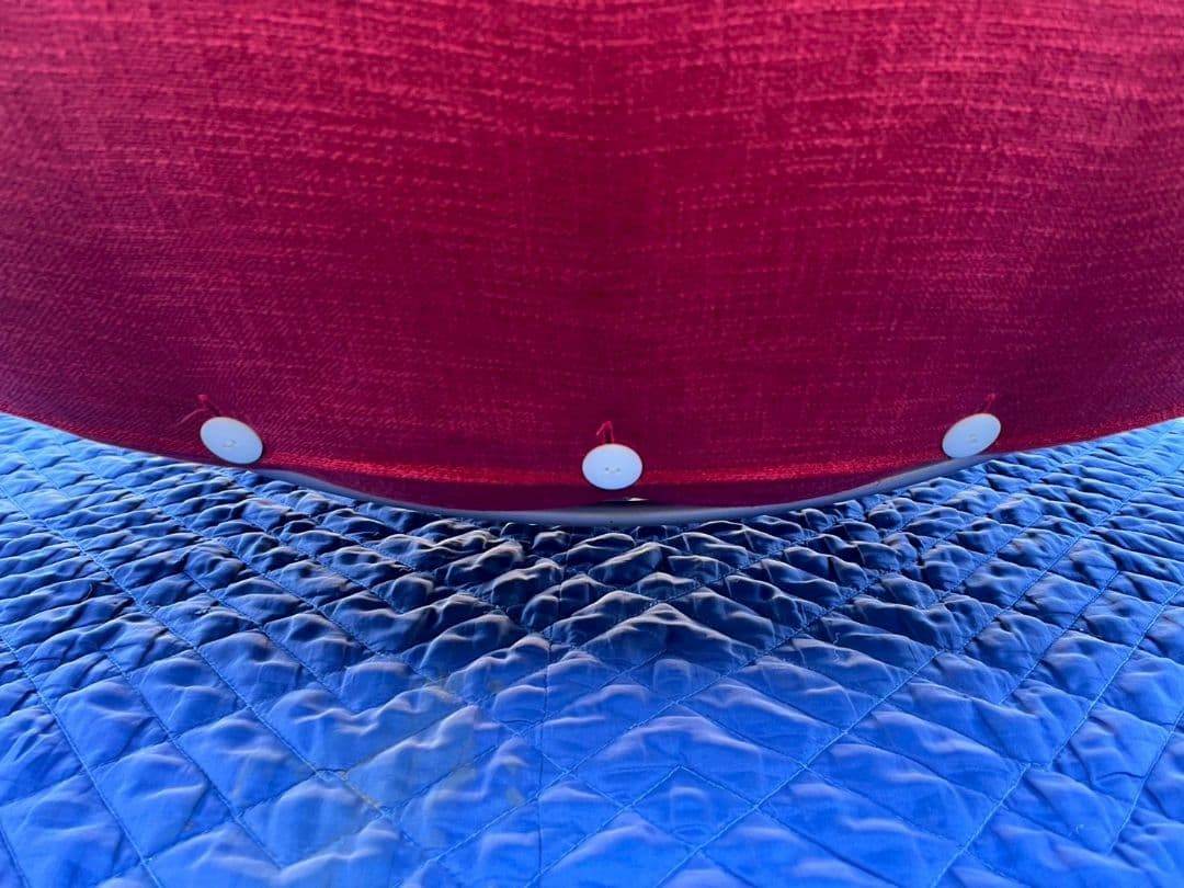 K◆　美品　リーン・ロゼ　2人掛けソファ　オットマン　レッド　千葉県館山市