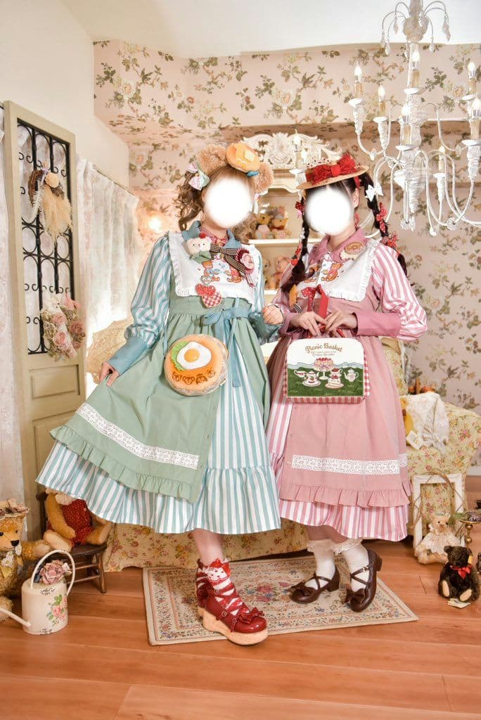 ピンク4点セット ✿ 五月アイ アベイル My dear little chef