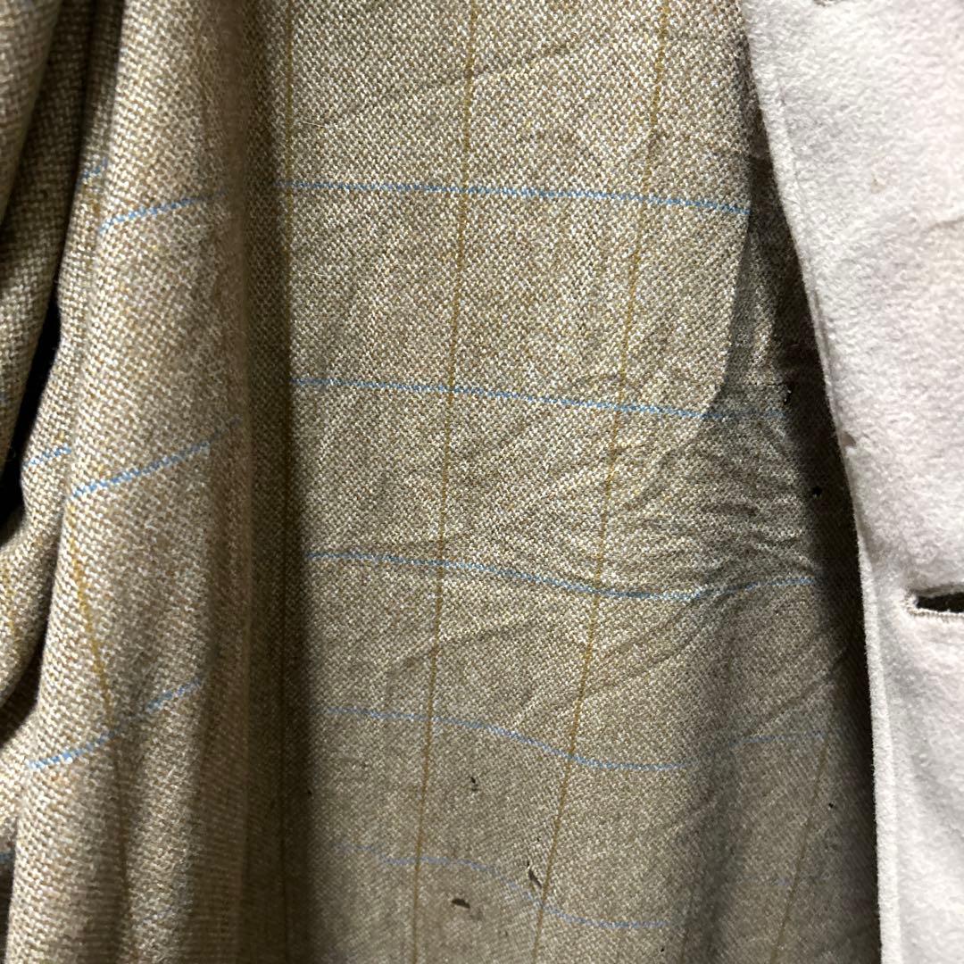 Arnysマントフランス語dans