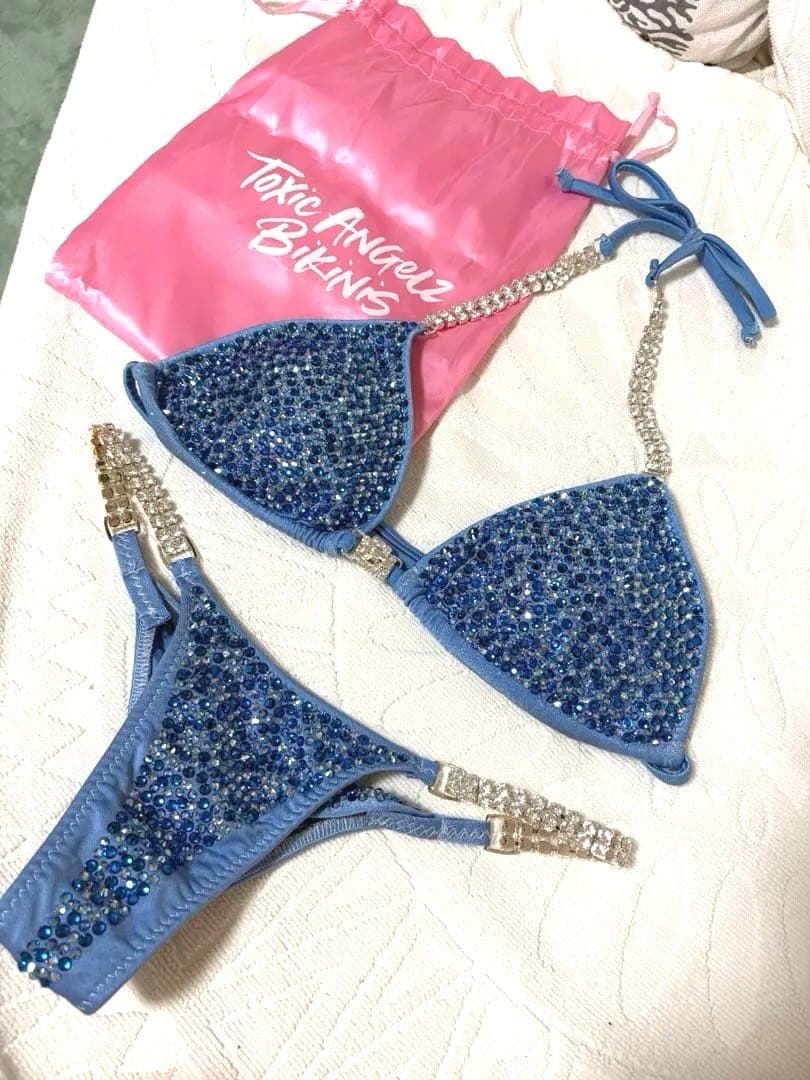 Toxic Angelz Bikinis コンテストビキニ