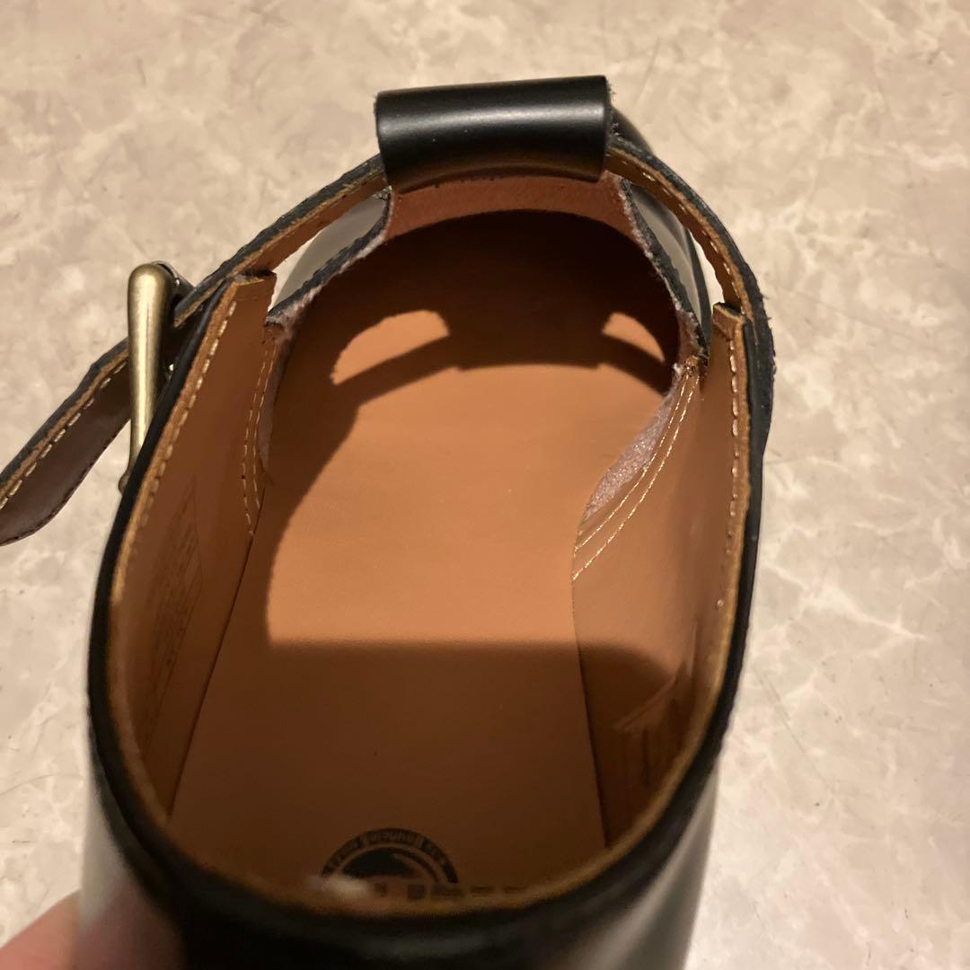 Dr. Martens 黒 ストラップシューズ