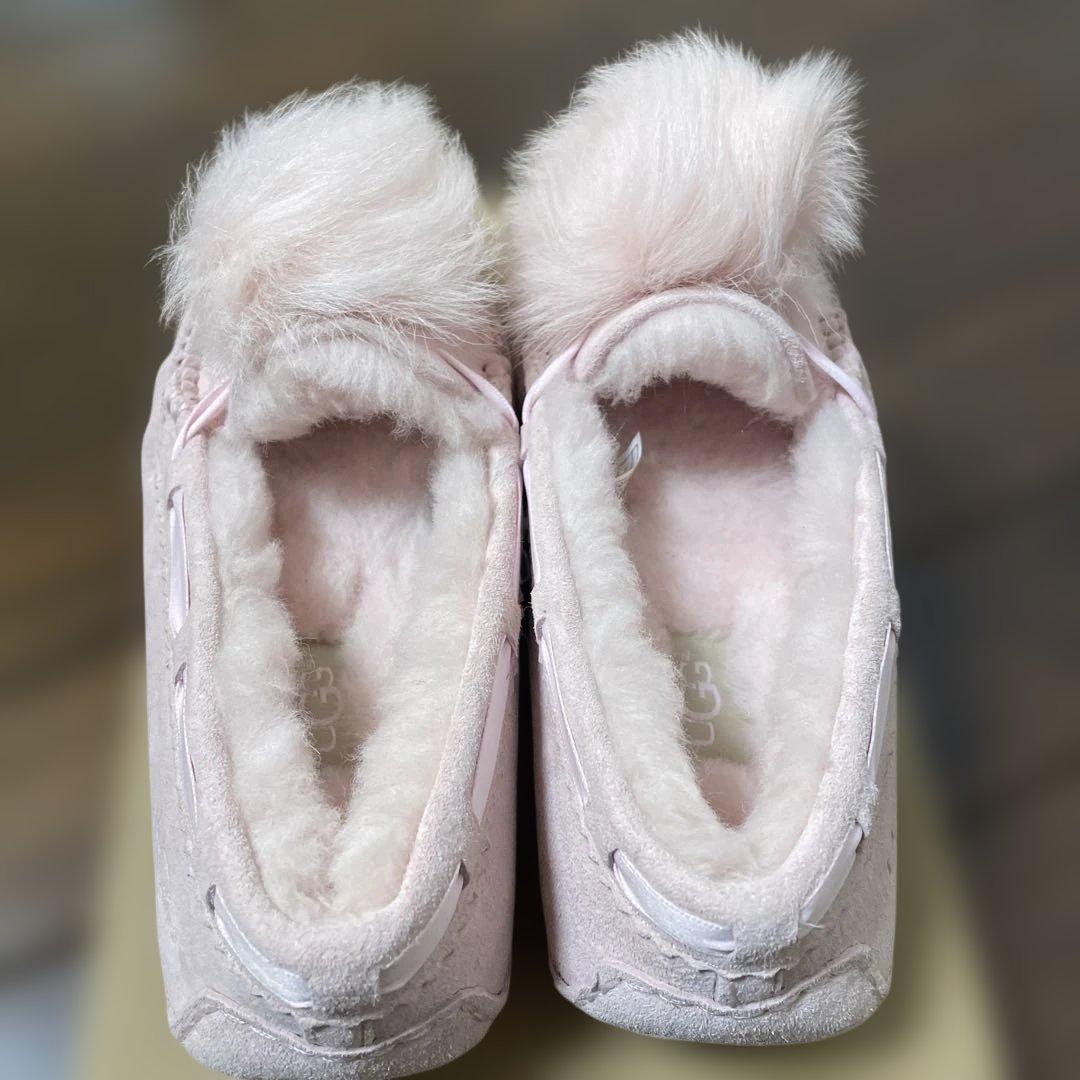 UGG アグ ダコタ ポンポン Dakota Pom Pom 23cm