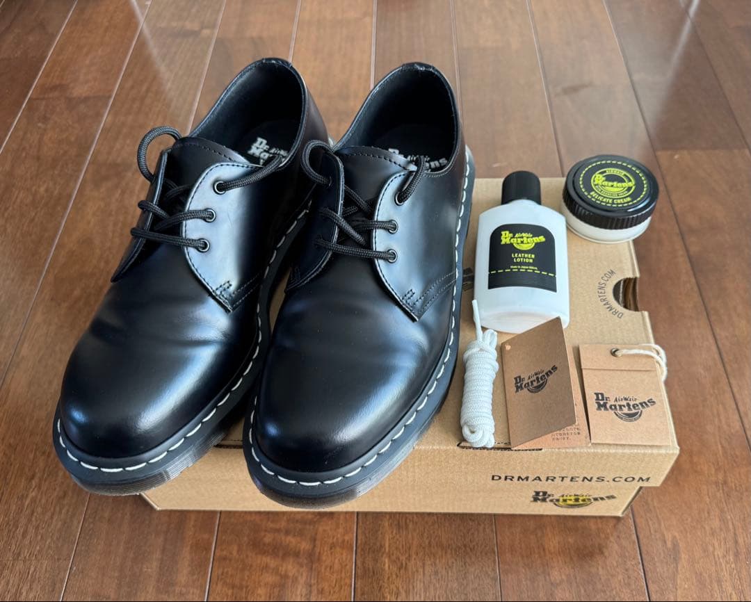 Dr. Martens 1461 ホワイトステッチ3ホールシューズ　メンテ用品付