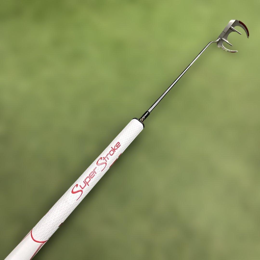 Odyssey Sabertooth+SuperStrokeグリップ 38インチ