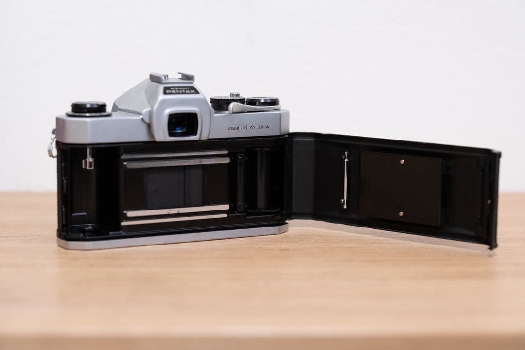 ASAHI PENTAX SPOTMATIC 一眼レフカメラ