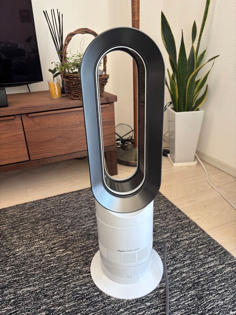 新品未開封品　お買い得！ ダイソン　Hot＋Cool AM09 WN N